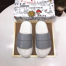 Dolce & Gabbana Slippers